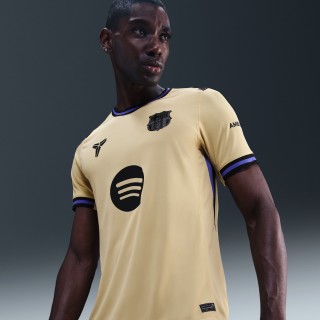FC Barcelona 2025/26 Stadium Uit Kobe replicavoetbalshirt met Dri-FIT voor heren - Bruin