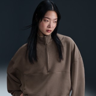 Nike 24.7 ImpossiblySoft Dri-FIT oversized damestop met halflange rits - Bruin