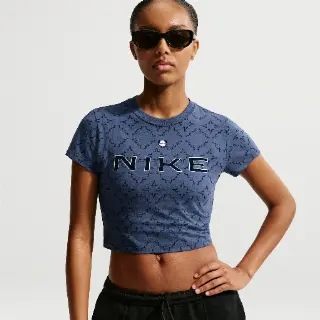 Nike Chill Knit aansluitend kort T-shirt voor dames - Blauw