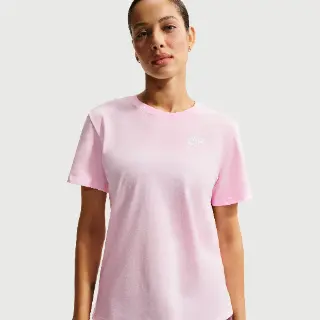 Nike Club Essentials T-shirt voor dames - Roze