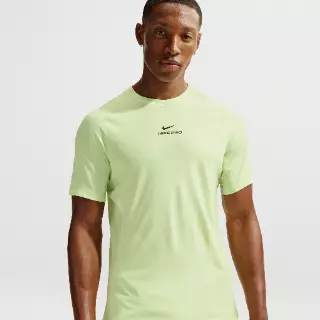Nike Pro Training Dri-FIT herentop met korte mouwen - Groen