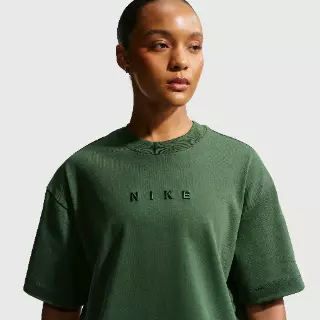 Nike T-shirt met korte mouwen en recht design voor dames - Groen
