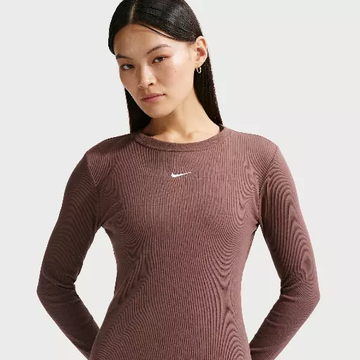 Nike aansluitend geribd T-shirt met lange mouwen voor dames - Paars