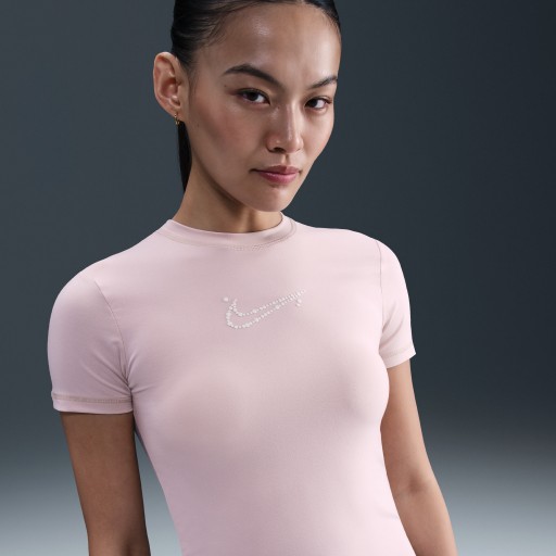 Nike aansluitend kort T-shirt voor dames - Roze