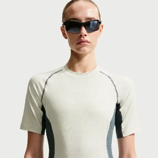 Nike ACG 'Wildsee' Dri-FIT basistop met korte mouwen voor dames - Groen