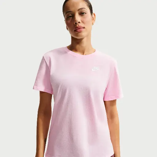Nike Club Essentials T-shirt voor dames - Roze