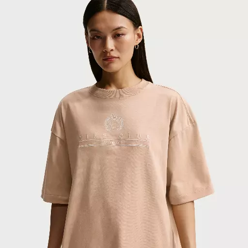 Nike oversized T-shirt met korte mouwen voor dames - Bruin
