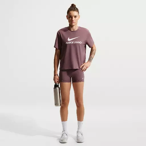 Nike Pro bikeshorts met halfhoge taille voor dames (8 cm) - Paars