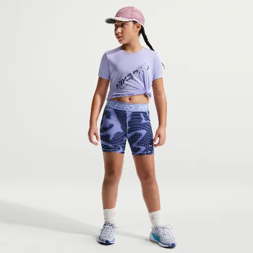 Nike Pro Dri-FIT meisjesshorts (8 cm) - Paars