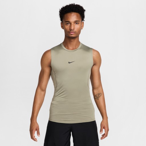 Nike Pro Dri-FIT strakke, mouwloze fitnesstop voor heren - Groen