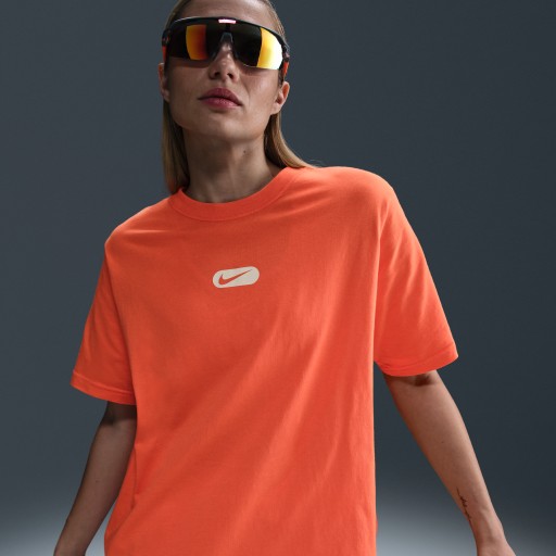 Nike Sportswear Club T-shirt met korte mouwen voor dames - Oranje