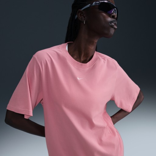 Nike Sportswear Essential T-shirt voor dames - Roze