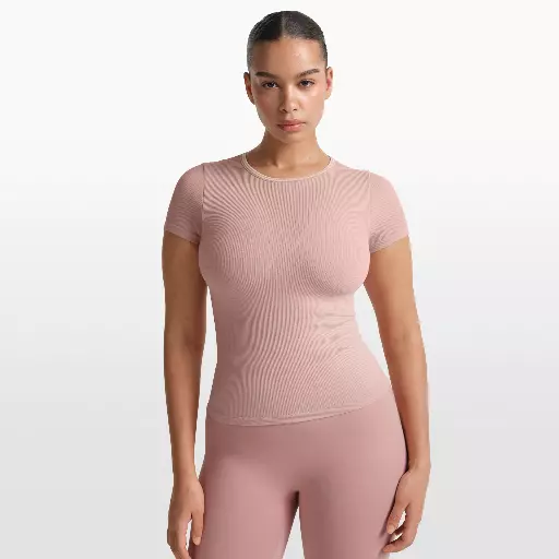NikeSKIMS Ribbed Seamless damestop met korte mouwen - Roze
