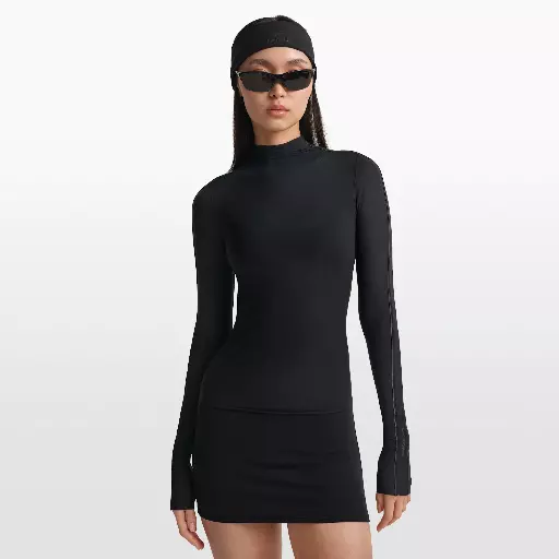 NikeSKIMS Weightless Layers damestop met opstaande kraag en lange mouwen - Zwart