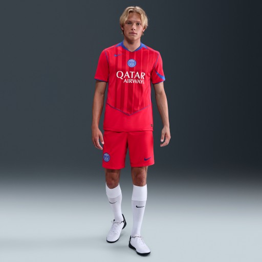 PSG 2025/26 Stadium Derde Nike Total 90 Replicavoetbalshorts met Dri-FIT voor heren - Rood